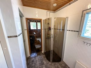 Rantahelmen suihku ja sauna
